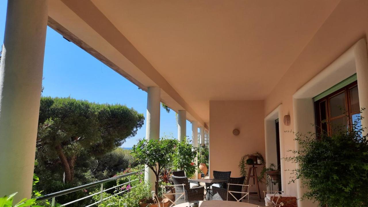 Bestouan - 3 Chambres - Clim - Spacieux Cassis Bagian luar foto