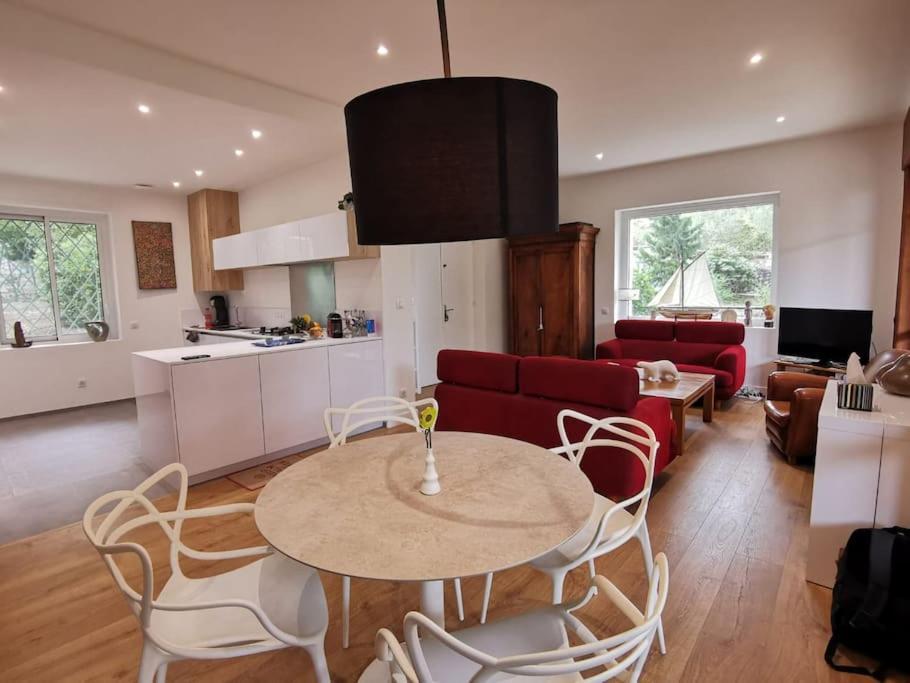 Bestouan - 3 Chambres - Clim - Spacieux Cassis Bagian luar foto
